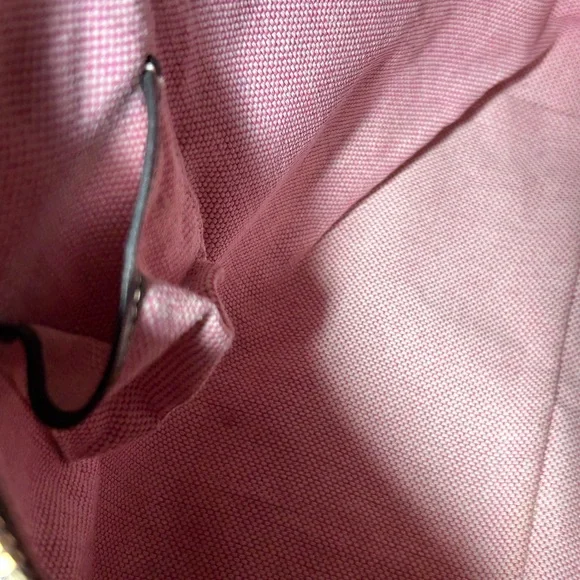 Dooney & Bourke Black and Tan Tote Bag Approx. 18” x 10” x 5.5” - Picture 12 of 16